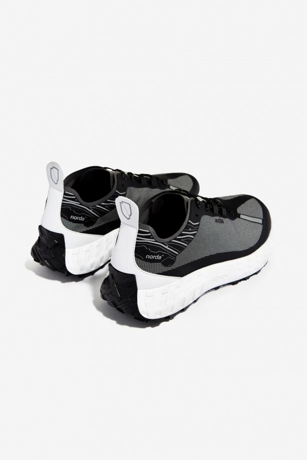001 Trail Shoes M