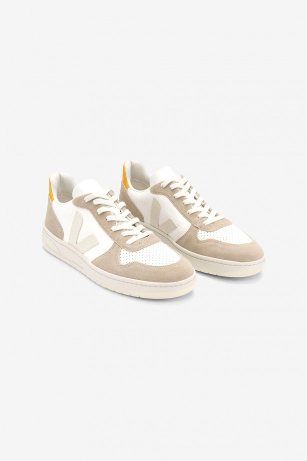 V-10 Chromefree leather